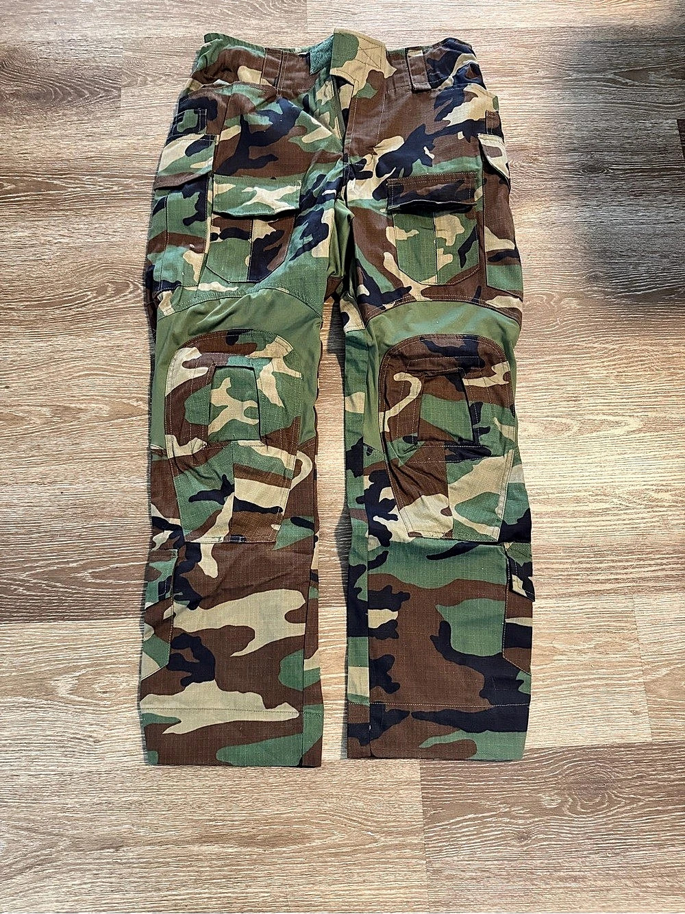 EmersonGear Tactical Pants Camo Cargo Pants Waist 32W x 32L Like New